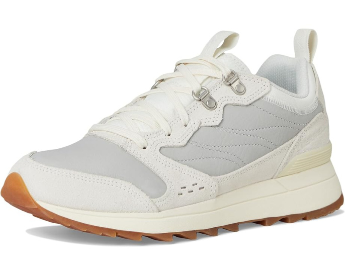 Кроссовки Merrell Alpine 83 с переработанными материалами и контролем запаха