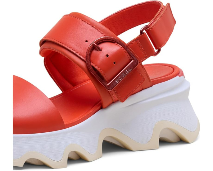 SOREL Kinetic Impact Wedge кроссовки-клин из замши и кожи