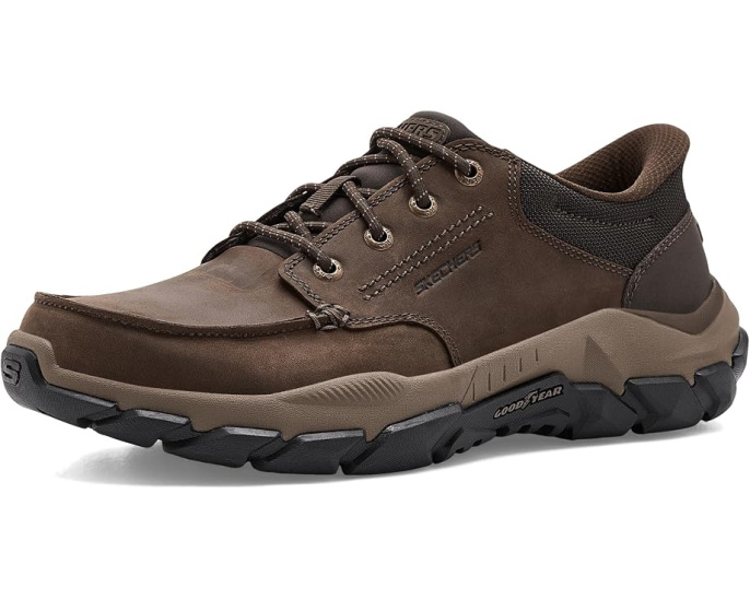 Кроссовки Skechers Santoro с технологией Hands Free Slip-ins