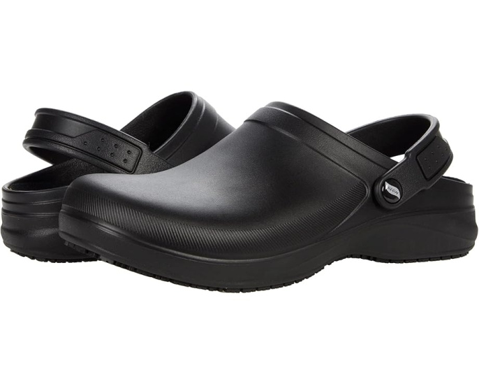 Рабочие туфли Skechers Riverbound с технологией Arch Fit и противоскользящей подошвой
