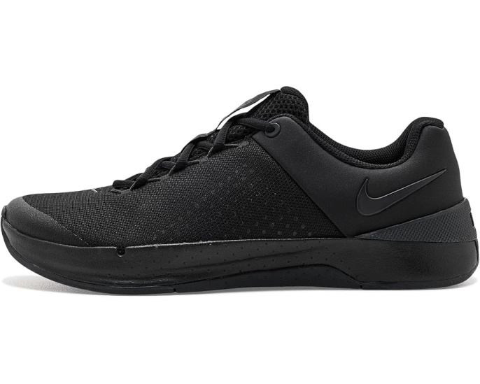 Nike Mc Trainer 4 кроссовки спортивные и легкие