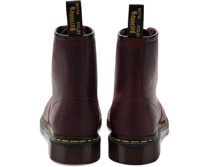 Ботинки Dr. Martens 1460 из премиальной кожи вишневого цвета