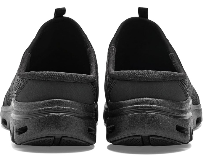 SKECHERS Glide Step Comfort с геометрической промежуточной подошвой