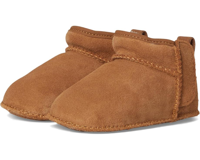 UGG Baby Classic Ultra Mini для младенцев с овчиной