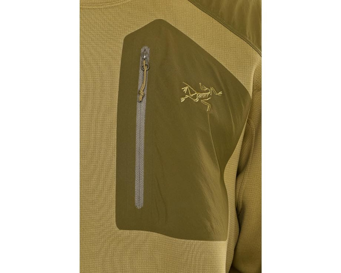 Лонгслив Konseal от Arc'teryx для активного отдыха
