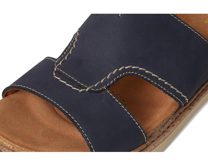 Сандалии Clarks Arwell Walk с пробковой стелькой и технологией Cushion Plus