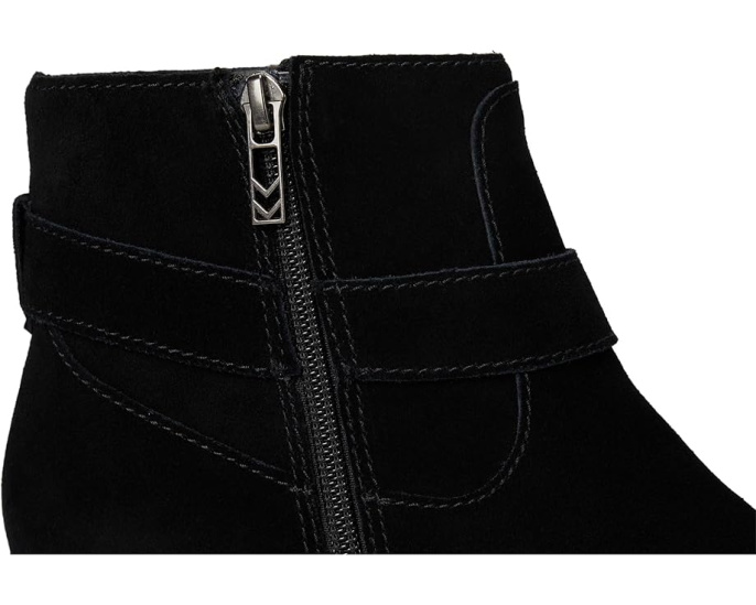 Ботинки Skechers Texas Westernville в вестерн стиле с мемори пеной