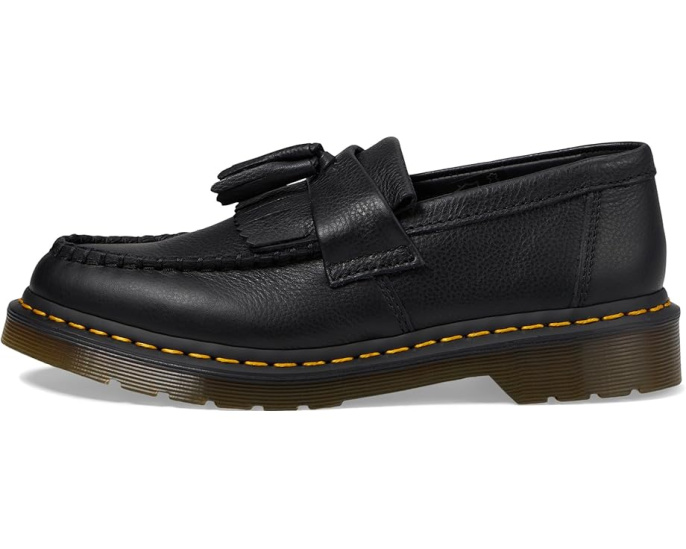 Мокасины Dr. Martens Adrian с кисточками и подошвой Airwair