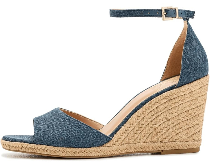 Босоножки-танкетки Felyn из коллекции эспадрилий Vince Camuto