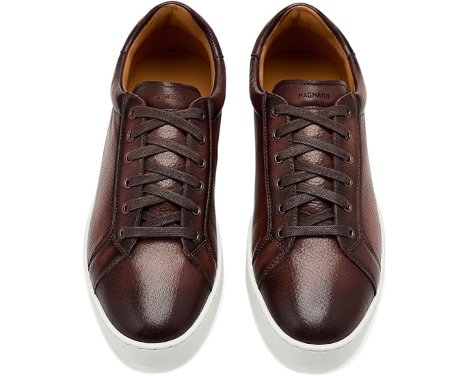 Кроссовки Magnanni Leve с двойной пряжкой и перфорацией