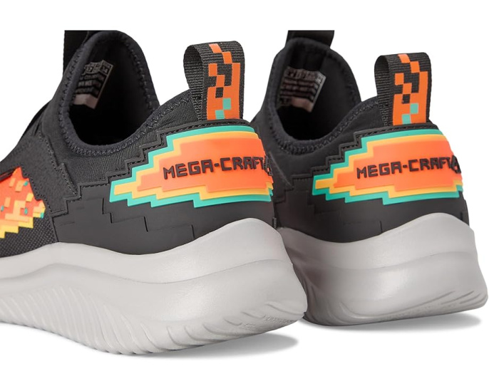 Детские кроссовки SKECHERS KIDS Ultra Flex 3.0 с пиксельным принтом