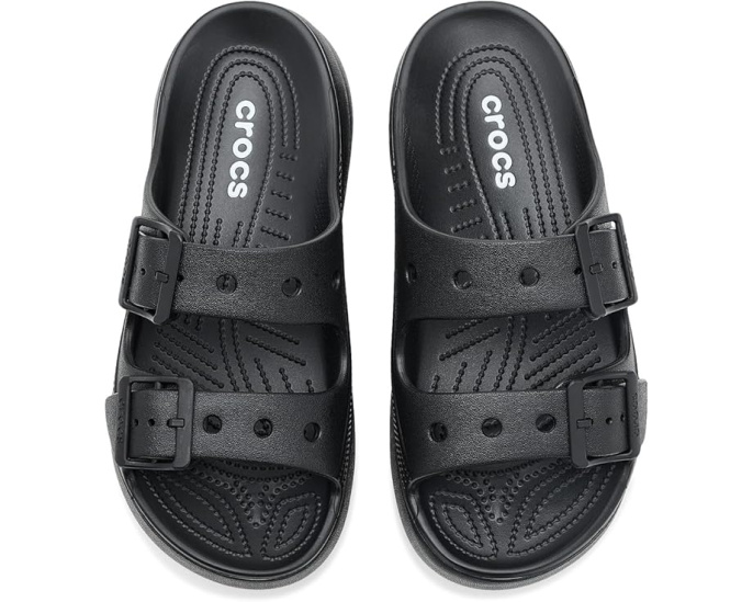Сандалии Crocs Saturday на платформе с регулируемыми ремешками