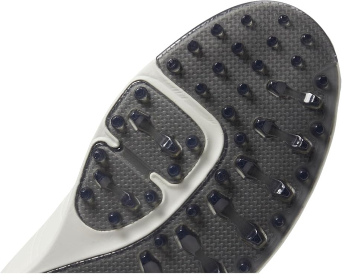Водонепроницаемые гольфы Skechers с технологией GOGA MAX