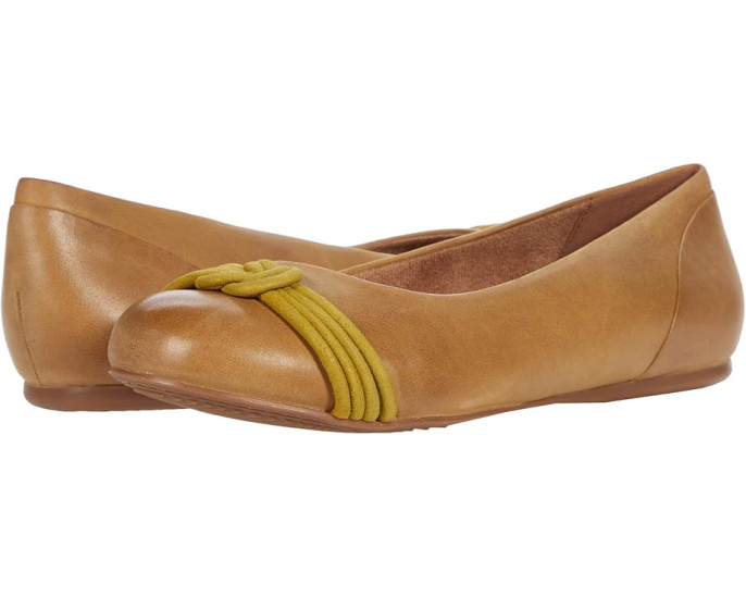 Мокасины SoftWalk Sonoma Knot из премиальной кожи с круглым носком