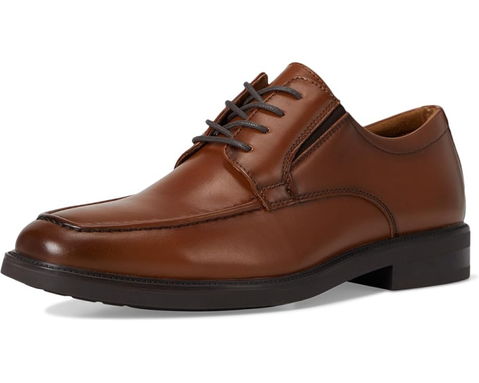Оксфорды Kenneth Cole Mike с квадратным носком и массивным каблуком