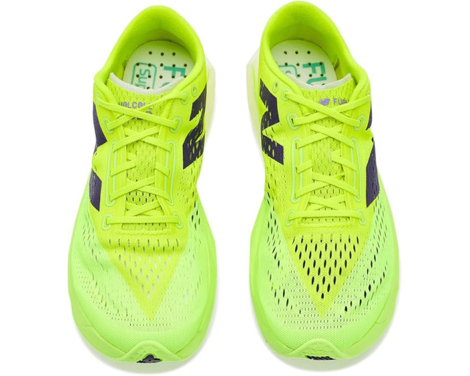 Беговые кроссовки New Balance FuelCell SuperComp Pacer с композитным носком