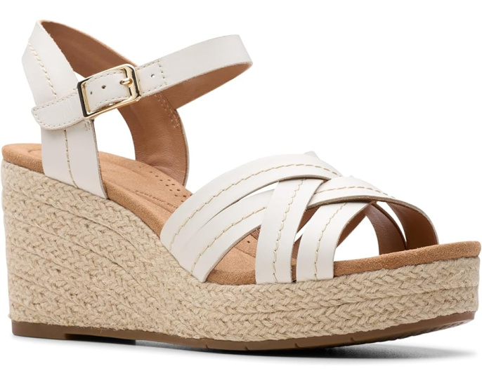 Сандалии Clarks Sabina Strap на клиновидном каблуке с перекрестными ремешками