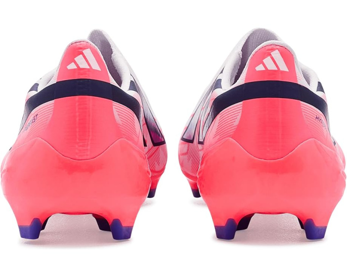 Бутсы Adidas F50 Hyperfast League Laceless для игры на твердом грунте