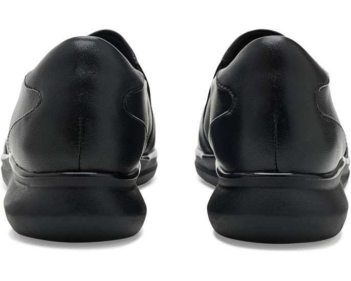Лоферы Clarks Lynell Edge на контурной стельке
