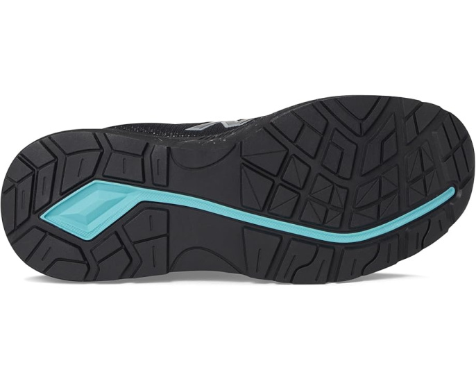 Кроссовки New Balance Logic с композитным мыском и защитой EH