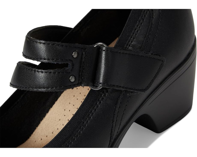 Туфли Clarks Emily 2 Janna с удобным каблуком и двойным ремешком