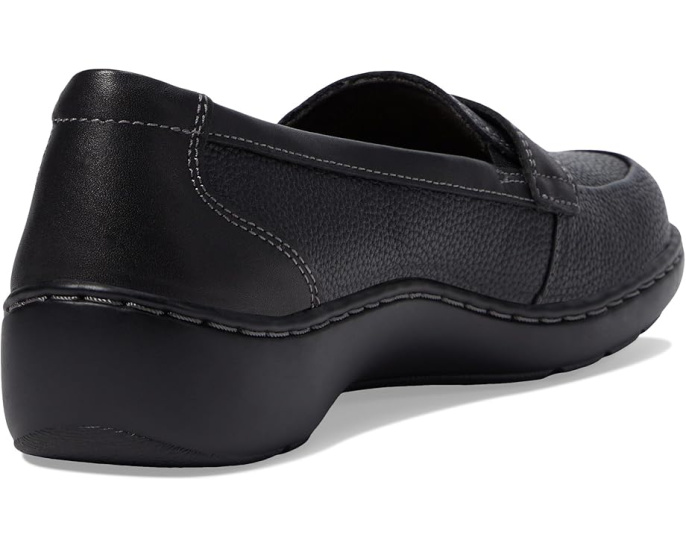 Слипоны Clarks Cora Daisy с декоративным ремешком и стелькой OrthoLite