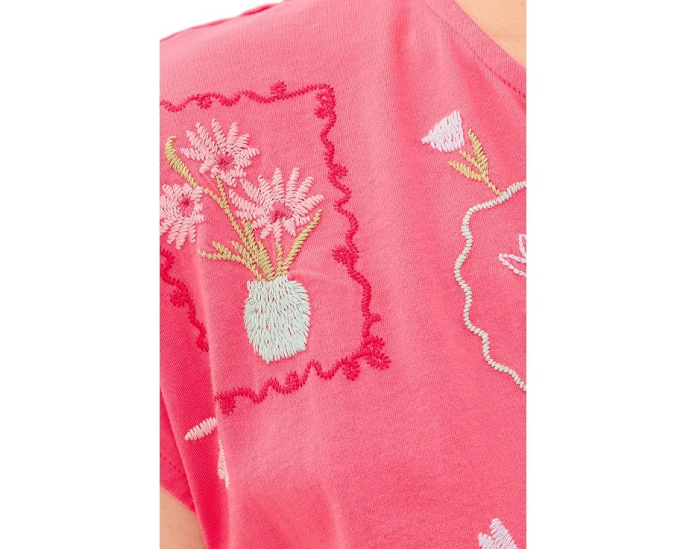 Футболка Slit Front Tee Fleur с разрезом Johnny Was