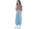 Кроп топ Hot Shot Cropped Tee от FP Movement с эффектом потертости