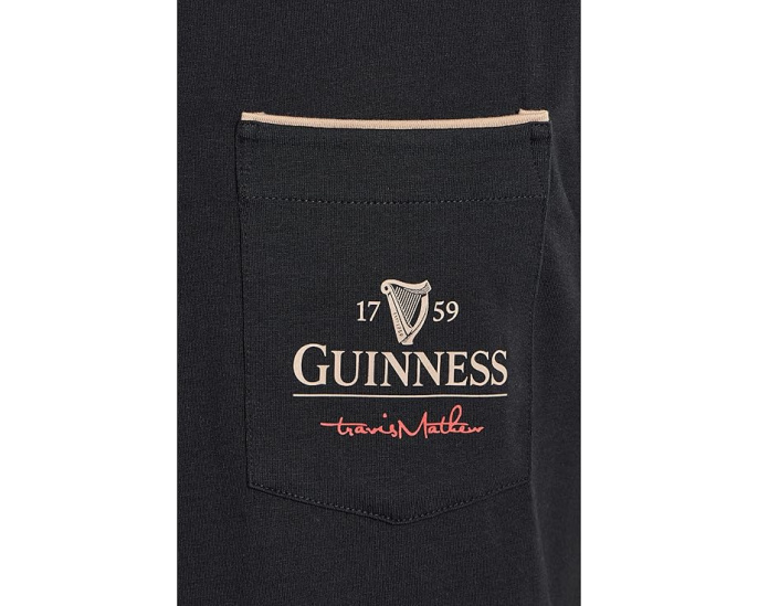 Поло Pint Path TravisMathew с принтом Guinness и контрастными деталями
