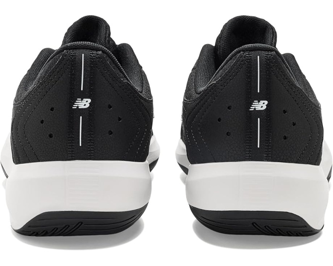Кроссовки New Balance 696v7 теннисные для корта