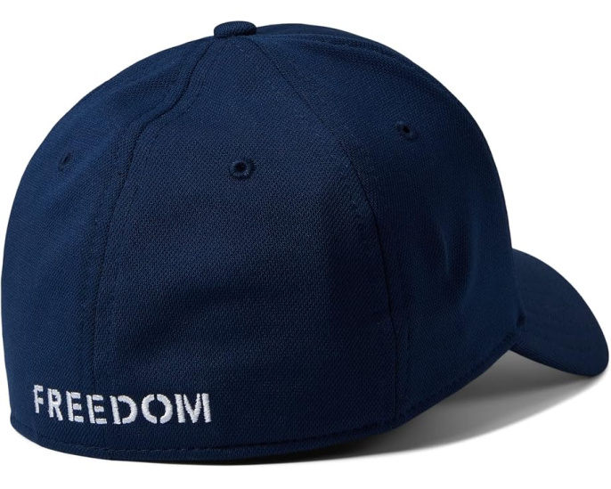 Кепка Freedom Blitzing от Under Armour с козырьком