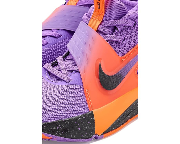 Кроссовки Team Hustle D 12 SE от Nike для малышей с липучкой