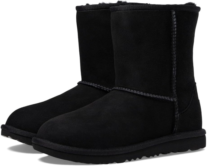 Угги UGG Kids Classic II для детей из овчины с подошвой Treadlite