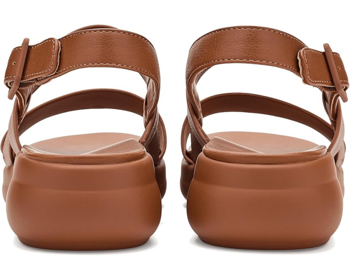 Сандалии Naturalizer Coast на платформе с ремешком через пятку и технологией Contour+ Comfort