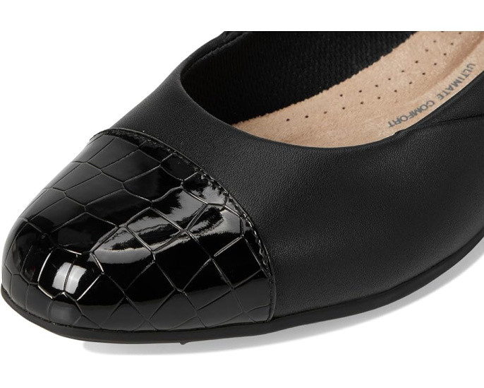 Слипоны Clarks Juliet Rise с декоративным мыском и устойчивым каблуком