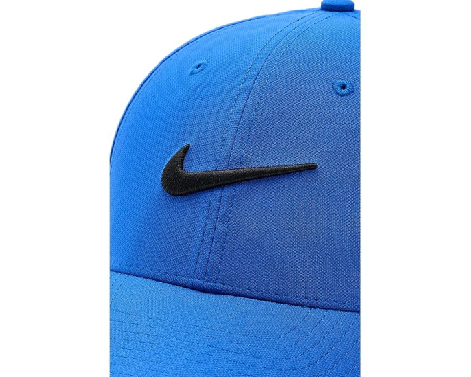 Бейсболка Nike Dri-FIT Club Structured с логотипом Swoosh
