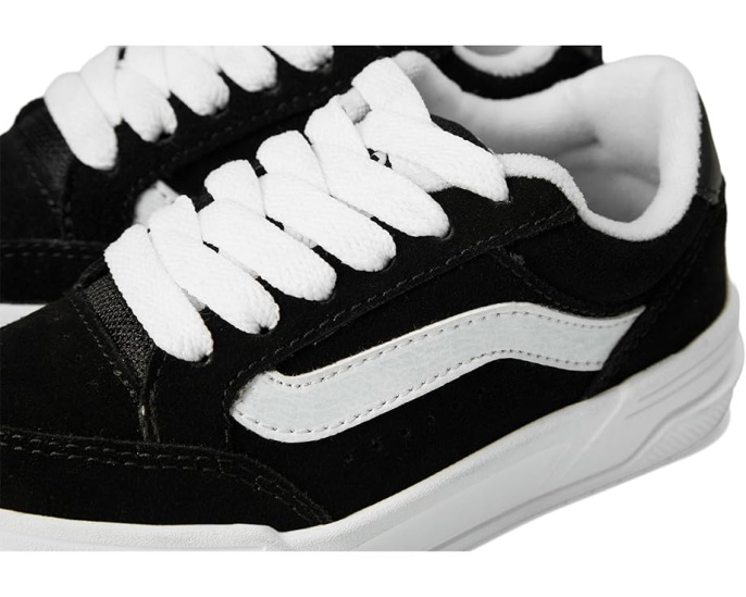 Детские кроссовки Vans Hylane с классическим силуэтом