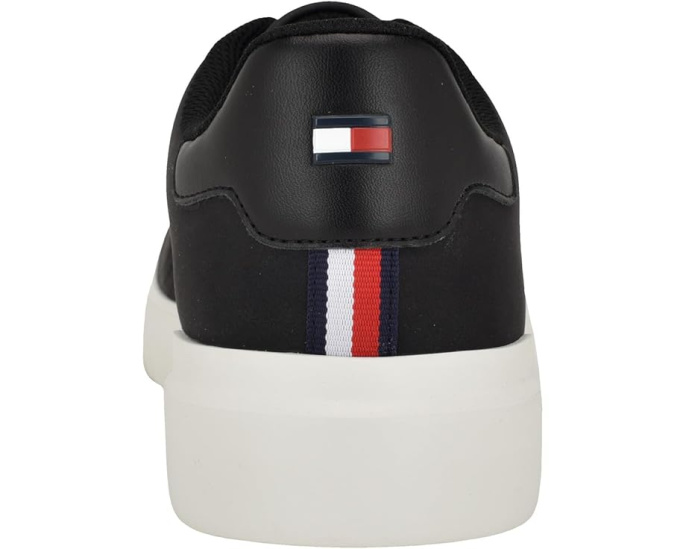 Кроссовки Tommy Hilfiger Norwin с перфорацией и легкой подошвой EVA