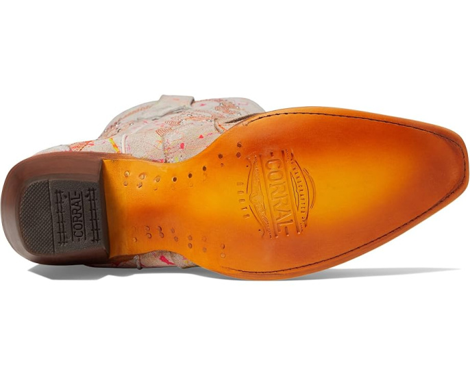 Сапоги Corral C3980 с заклепками и конструкцией Goodyear Welt