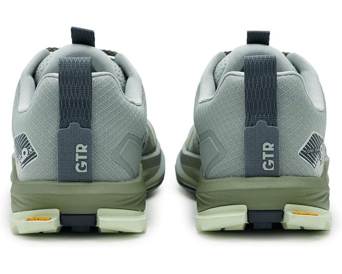 Altra Кроссовки Lone Peak 9+ с подошвой Vibram Megagrip и просторным носком
