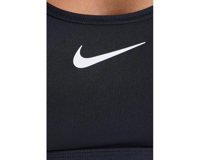 Nike Swoosh спортивный бюстгальтер средней поддержки со встроенными чашечками