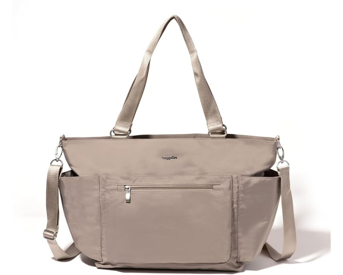 Сумка-тоут Baggallini Modern Avenue с рукавом для чемодана