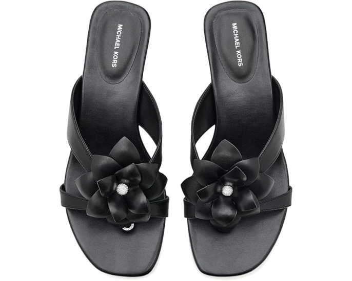 Босоножки MICHAEL Michael Kors Jacie Kitten Sandals на низком каблуке с цветком