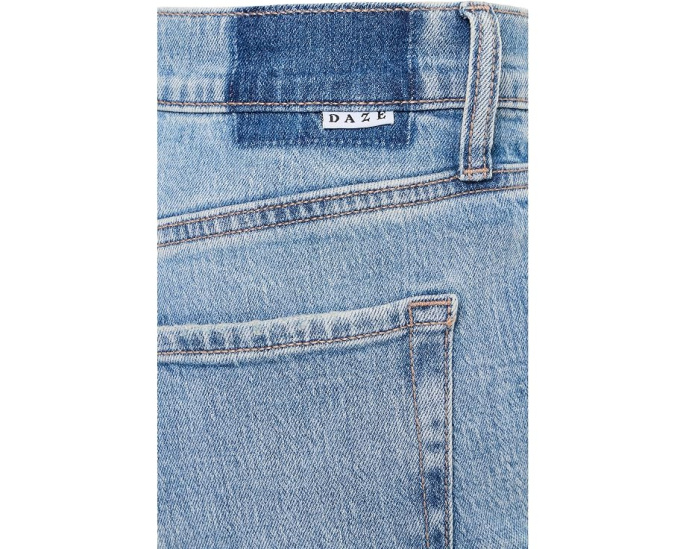 Rebel Mid-Rise Slim Straight in On Repeat