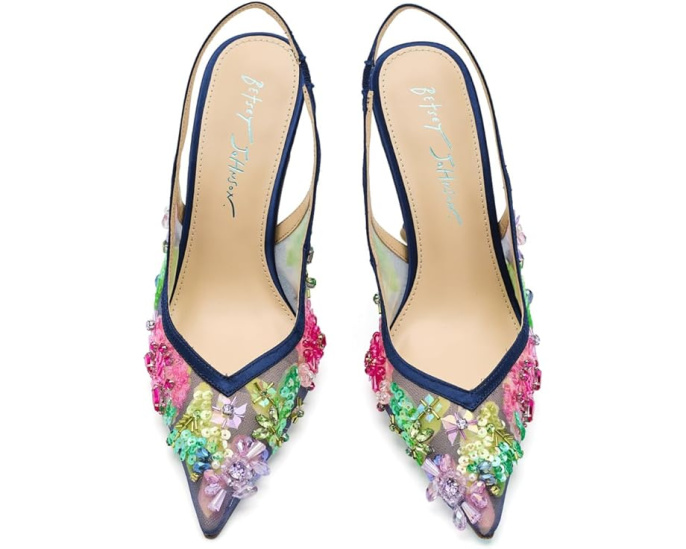 Туфли-лодочки Eddie с острым мысом и стрейч-эластиком от Blue by Betsey Johnson