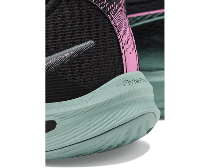 Кроссовки ASICS Netburner Ballistic FF 4 для зала с технологией SPEEDTRUSS