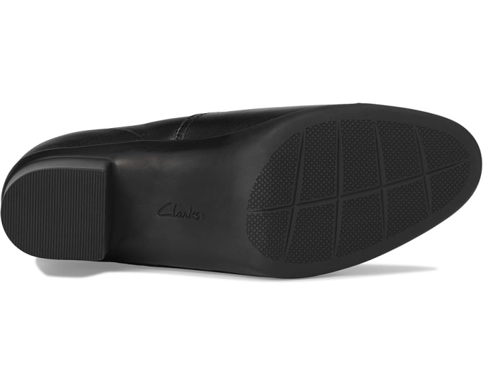 Туфли Clarks Shaya Tess с удобной стелькой и эластичными вставками