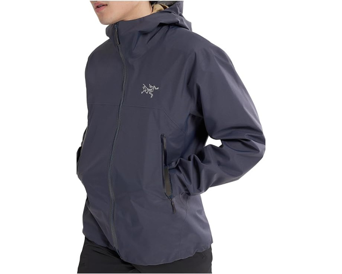 Куртка Arc'teryx Beta с технологией GORE-TEX и встроенным отражателем RECCO