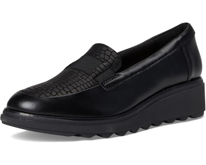 Лоферы Clarks Sharon Pace на платформе с подошвой EVA и стелькой Ortholite
