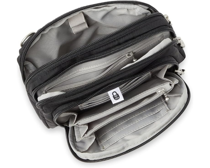 Мини-кошелек-кроссбоди Trifecta RFID Wallet Crossbody Baggallini на три отделения
